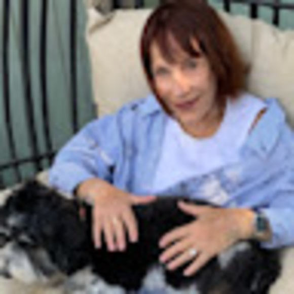 Meet your Posher, Sherry - Picture 1 of 1